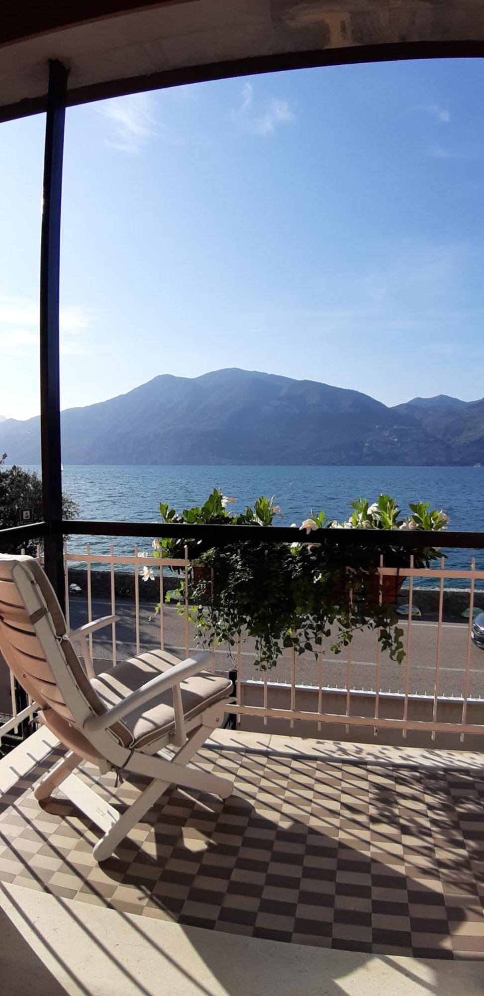 Villa Sul Lago Con Pontile Privato A Brenzone Sul Garda - Unique And Exclusive Екстер'єр фото