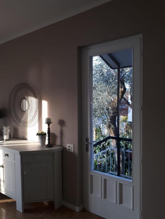 Villa Sul Lago Con Pontile Privato A Brenzone Sul Garda - Unique And Exclusive Екстер'єр фото