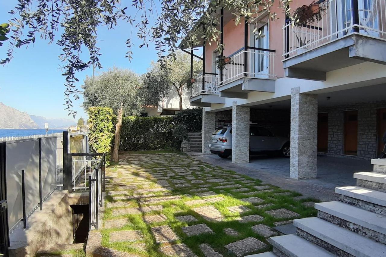 Villa Sul Lago Con Pontile Privato A Brenzone Sul Garda - Unique And Exclusive Екстер'єр фото