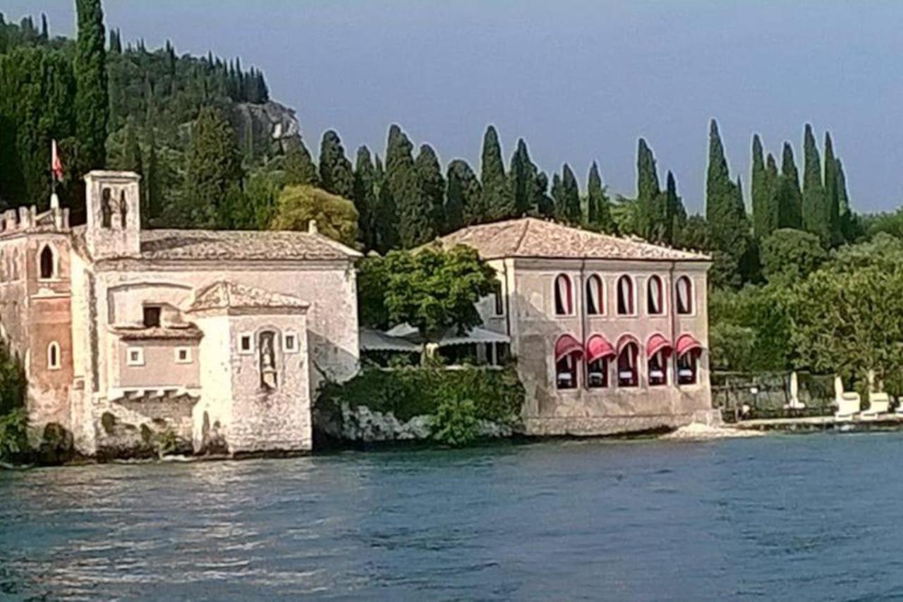 Villa Sul Lago Con Pontile Privato A Brenzone Sul Garda - Unique And Exclusive Екстер'єр фото