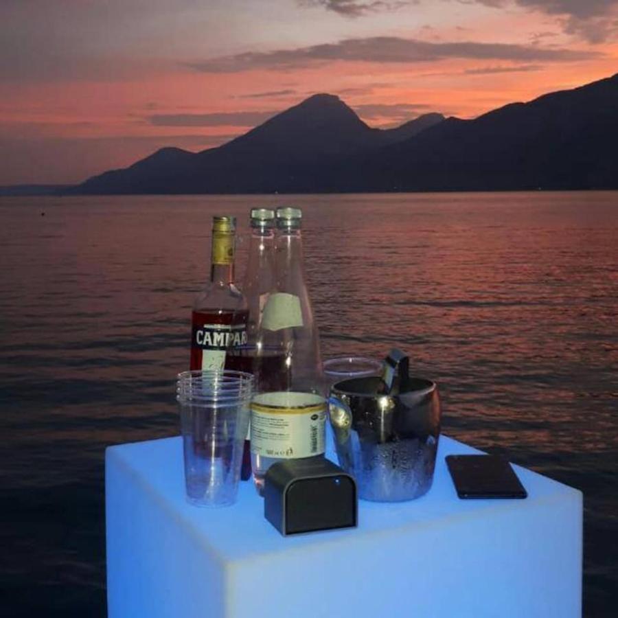 Villa Sul Lago Con Pontile Privato A Brenzone Sul Garda - Unique And Exclusive Екстер'єр фото