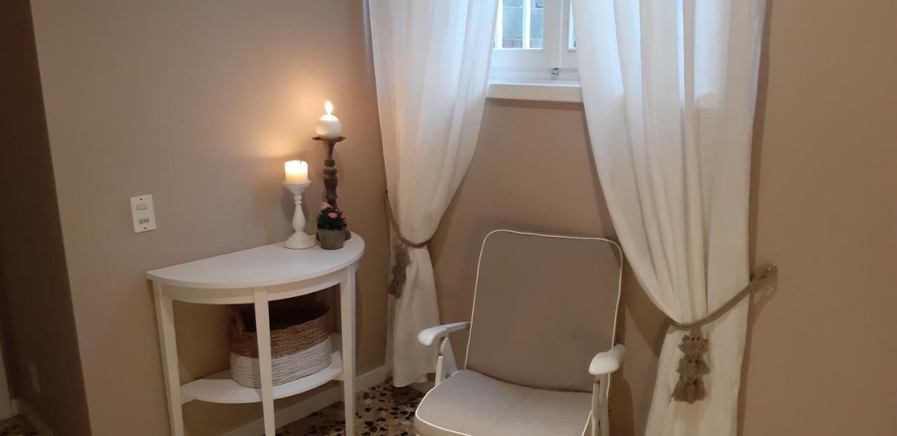 Villa Sul Lago Con Pontile Privato A Brenzone Sul Garda - Unique And Exclusive Екстер'єр фото
